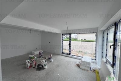 Vila  moderna, individuala cu 4 camere , 3 bai , Living , terasa acoperita, inca - 28