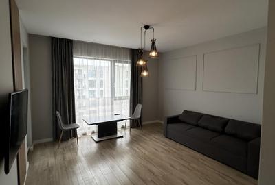 Apartament cu 3 camere semidecomandat, mobilat în Pantelimon
