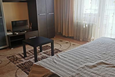 Vitan, garsoniera, 1 minut Mall Vitan, PET FRIENDLY, 42 mp, bloc reabilitat - 1
