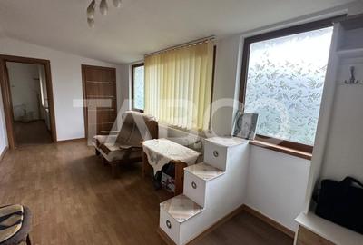 Casa cu 2 apartamente separate garaj acces auto zona Piata Cluj Sibiu - 3