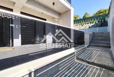 Casă individuală cu 4 camere în Șura Mare