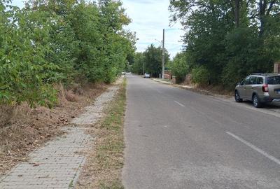 Teren intravilan 836 mp , deschidere 24 ml , zona linistita - 3