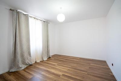 Casă individuală cu 4 camere decomandat în Nojorid