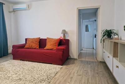 Apartament cu 3 camere semidecomandat, mobilat în Zimbru