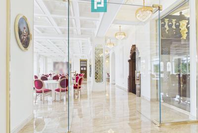 Proprietate Exclusivistă de Închiriat - 43