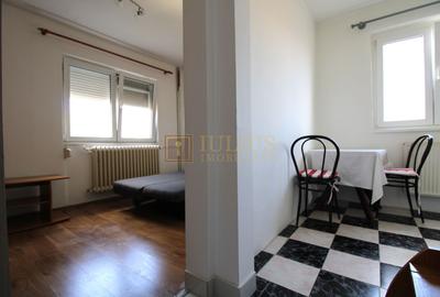 Garsonieră decomandată, mobilată în Complex Studențesc