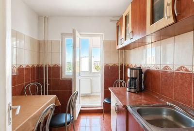 OCAZIE: 3 camere, 2 balcoane, decomandat, zona Lipovei - 4