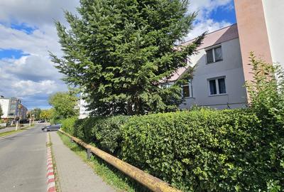 Apartament 2 Camere Săcele – Etaj 2, Bloc Izolat, Cheile la Agenție! - 1