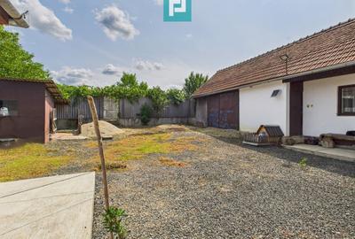 Casă renovată cu teren generos lângă Ususău - 11