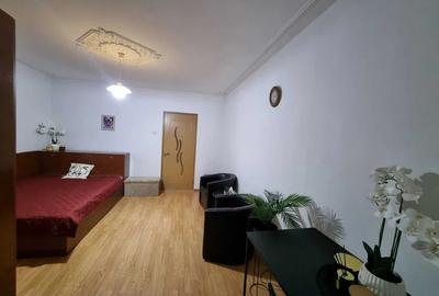 Dristor, garsoniera, 1 min metrou, mobilata si utilata, termen scurt - 1