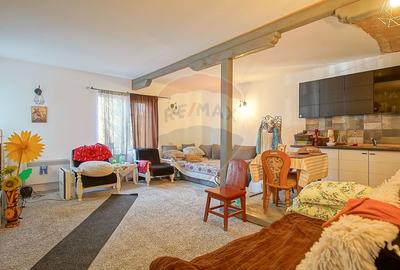 Casă/Cabană din lemn, Complet mobilată, Priveliște superbă, 0%Comision - 9