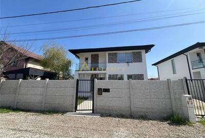 Vila Individuala - 5 camere-3 bai-Strada Miorita-500 M  de STV - 3