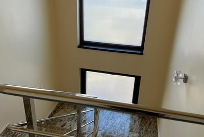 Casa spatioasa – zona Centrala - 14