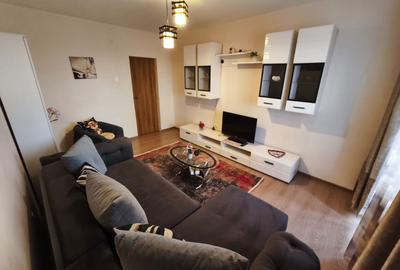 Apartament cu 2 camere decomandat, mobilat în Tomis Nord