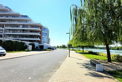 A vrut sa vada o garsoniera. A plecat visand la o alta viata - 24