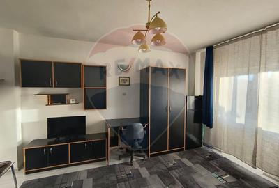 Apartament cu 1 camere nedecomandat, mobilat în Central