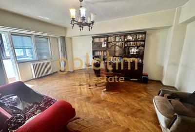 Apartament cu 3 camere decomandat în Decebal