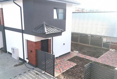 Vanzare Apartament 2 camere+curte 60mp si 2 locuri de parcare - 7