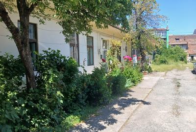 INVESTITIE!! Pachet de 4 apartamente   si teren 570mp,  zona Centru/ Gara - 1