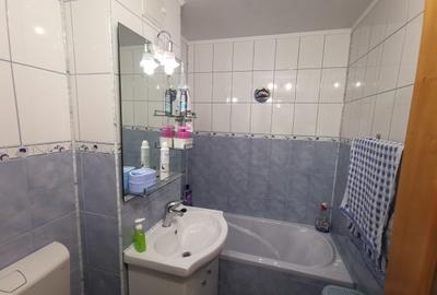 Apartament 3 camere zona Electroalfa - 9