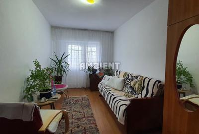 Apartament 3 camere, etaj 7, decomandat, zona TRAIAN - BCR; - 4