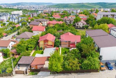 Casă / Vilă de Vânzare 200mp Teren 870mp Str. Soarelui - Valea Lupului - 29