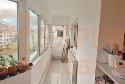 Apartament 3 camere de vanzare, situat in zona Far - 8