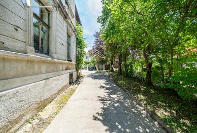 Spatiu de birouri in zona centrala, 2 locuri de parcare, 3 camere - 1
