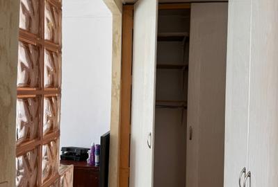 Apartament 3 camere, tip D, etaj 4/6 (lift nou), Bulevardul Decebal - 12