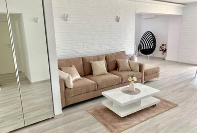 Apartament superb, totul nou, termen lung, bd Mamaia, zona deosebita