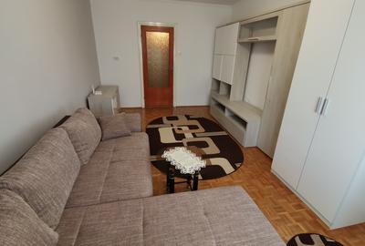 INCHIRIEZ apartament 2 camere decomandat,zona Strand - 2
