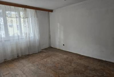 2 camere decomandat, 53 mp utili, etaj 2 – Precista - 1