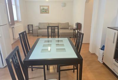 Vand apartament 2 camere, zona ultracentrala (Ulpia), etaj 5, mobilat - 4