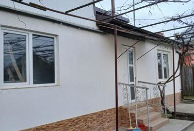 Casa renovata zona pensiunea Bianca - 1