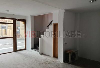 Spațiu comercial, de 168 mp, în Central