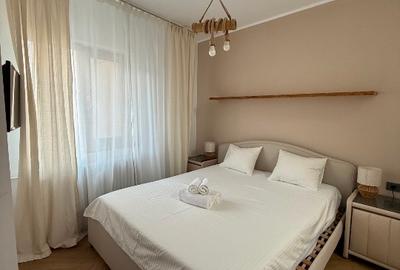 Apartament cu 2 camere semidecomandat, mobilat în Dacia