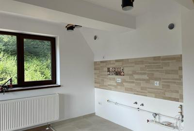 Sinaia, Apartament Cu 2 Camere, De Vanzare!!! - 4