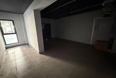 | SPATIU COMERCIAL STRADAL  - Exigent Plaza Faza 4 - Trafic Intens | - 16