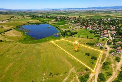 Teren agricol extravilan de 14000 mp, în Periferie