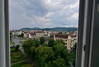 APARTAMENT ULTRACENTRAL,FINISAT,MOBILAT SI UTILAT CU PANORAMA SUPERBA - 14