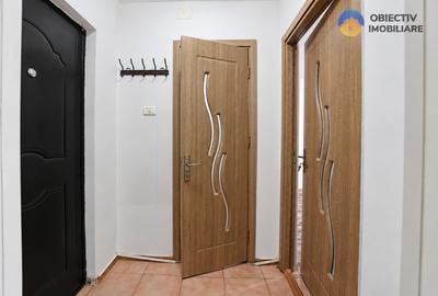 Garsoniera decomandata, parter, str. Maratei - Piatra Neamt - 1