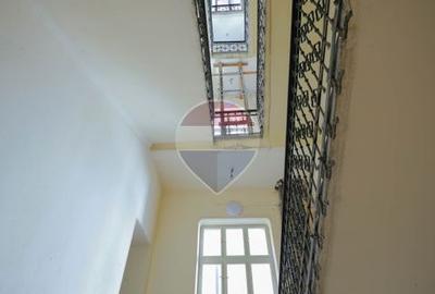 Palatul Vulturul Negru - apartament 3 camere, regim hotelier autorizat - 25