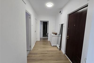 Brancoveanu-Metrou,apartament 2 camere,loc parcare - 18