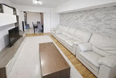 Apartament 3 camere bdul Unirii, bloc monolit 1996, Pta Alba Iulia, vedere mixta - 3