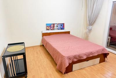 Garsonieră decomandată în Soarelui