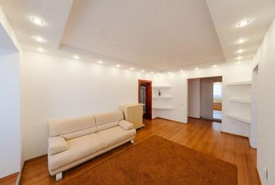 Apartament cu 3 camere semidecomandat în Gheorgheni