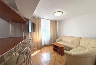 Apartament cu 3 camere decomandat, mobilat în Vasile Aaron