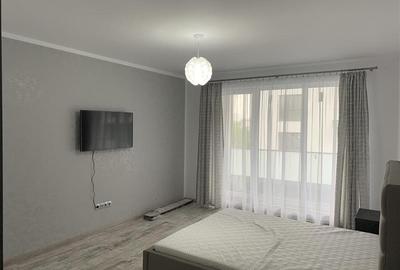 Apartament cu 2 camere semidecomandat, mobilat în Andrei Mureșanu