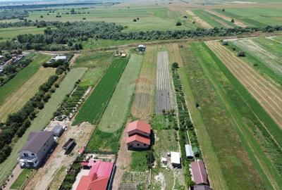 Casă / Vilă de vânzare intrare Lamotesti - 36