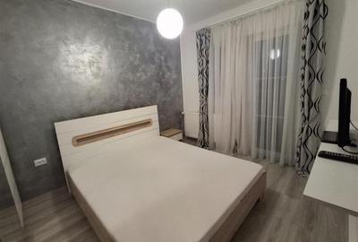 Apartament cu 3 camere semidecomandat în Turnișor